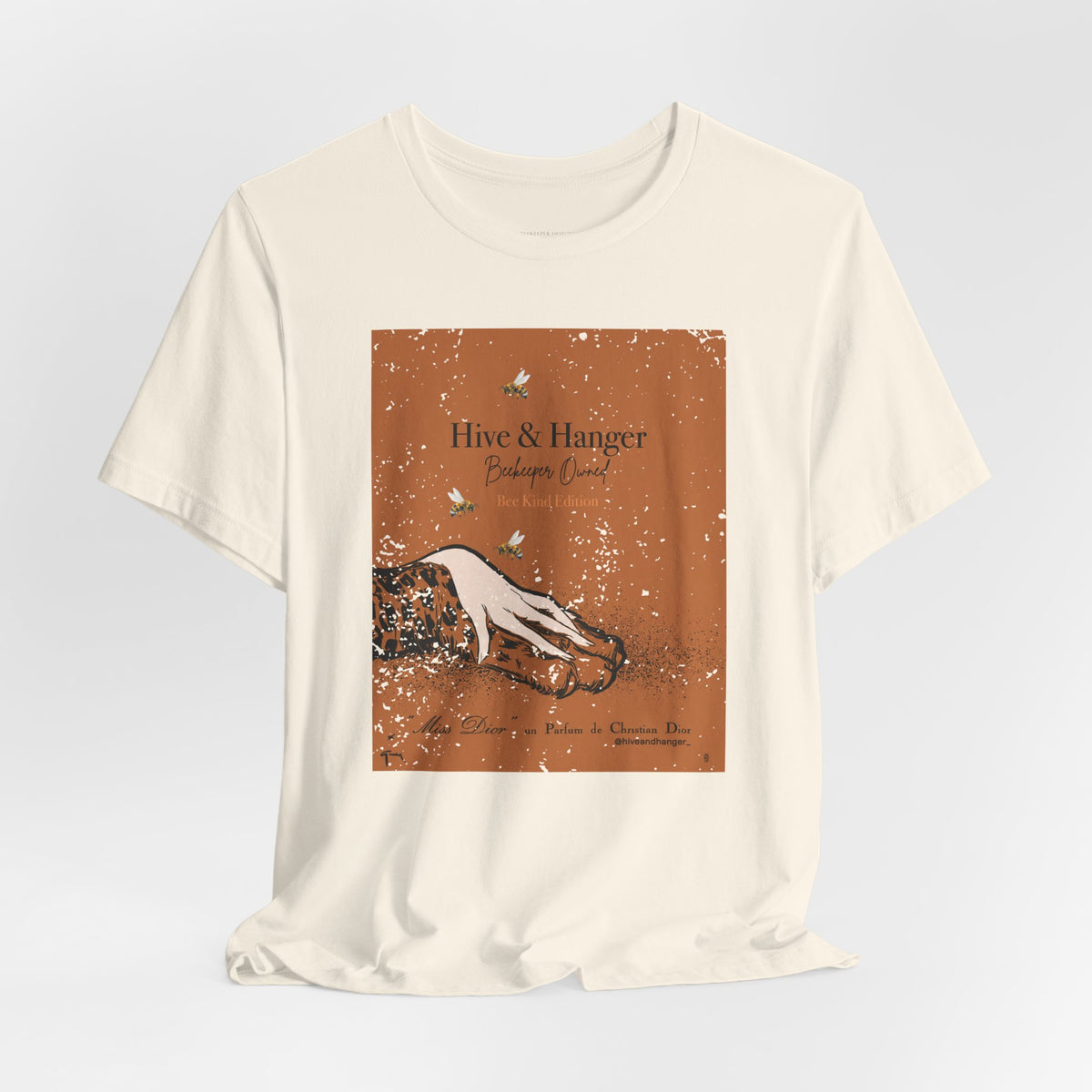 Bee Kind - Graphic Tee