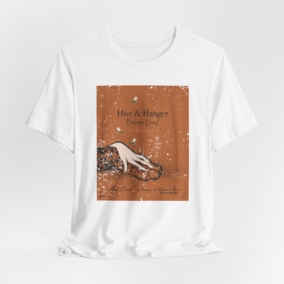 Bee Kind - Graphic Tee